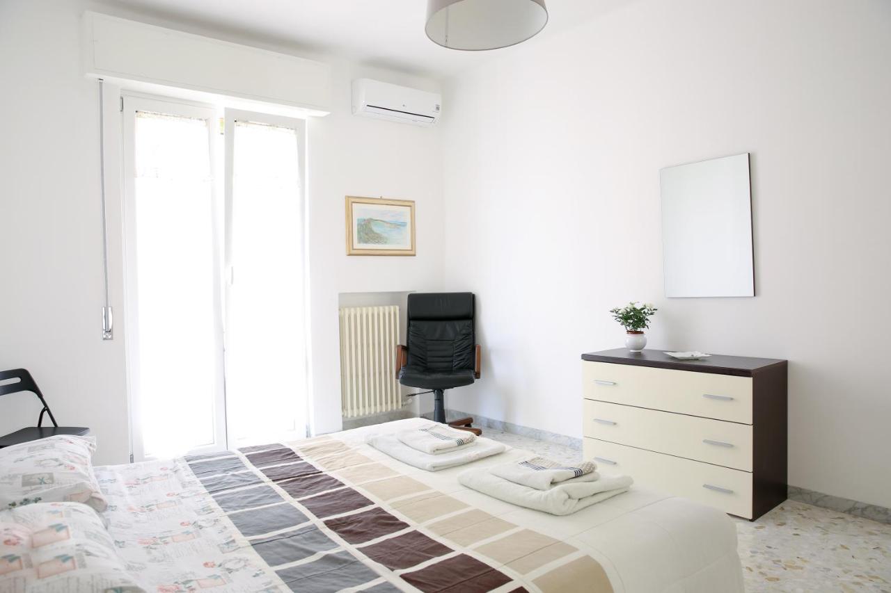 Casa Cala Portecchia Mola di Bari Extérieur photo